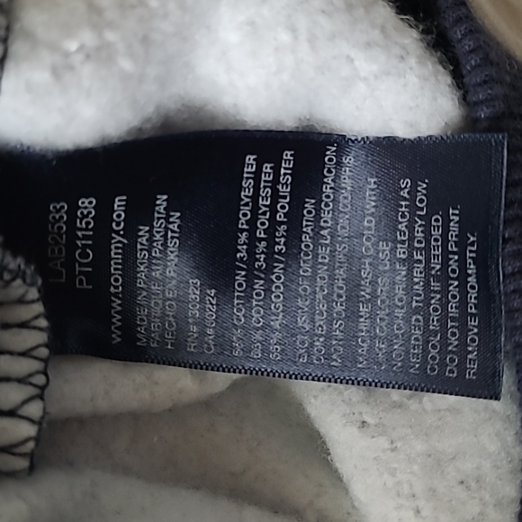 TOMMY HILFIGER CAMO HOODIE - Picture 9 of 9